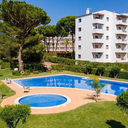 Amazing Flat W/pool & Garden By Lovelystay