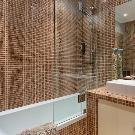 Amazing Flat W/pool & Garden By Lovelystay Apartamento *